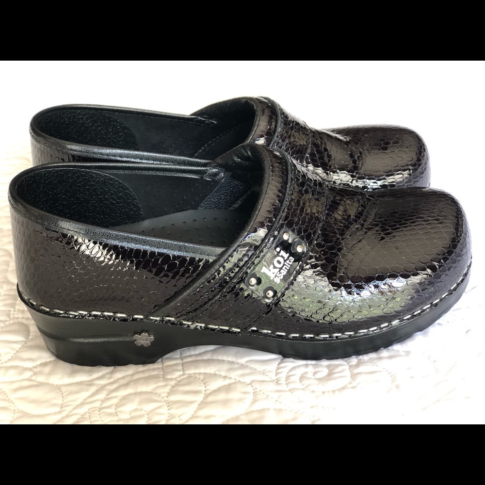 Koi Sanita Black Women Clogs EUC